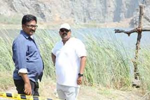 Mysskin on the sets